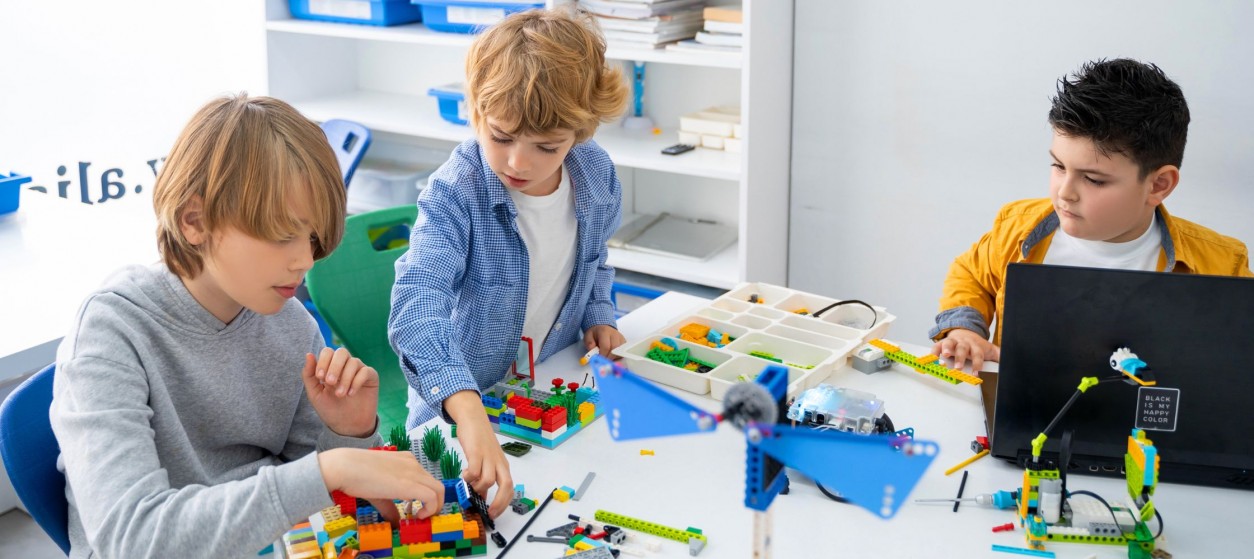 Composable UX – The Lego Block Approach